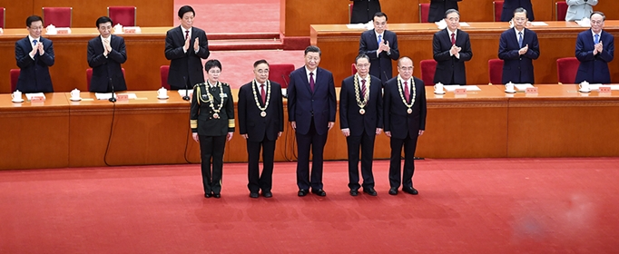 什么是共和國勛章,共和國國家勛章是純金打造的嗎？